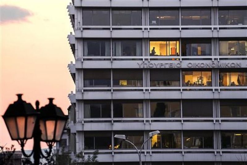 «Αγροτικό» πονοκέφαλο φέρνει η παρουσία των τεχνικών κλιμακίων