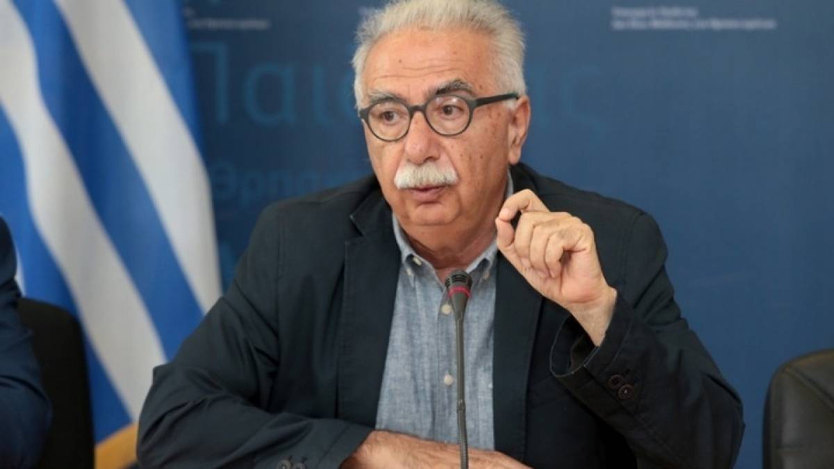 Γαβρόγλου: Το μάθημα των θρησκευτικών μετατρέπεται σε κατήχηση