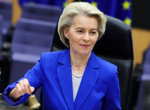 Φον ντερ Λάιεν: Σήμερα είναι μια ιστορική ημέρα