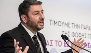 Ανδρουλάκης: Να σταματήσει το «πάρτι» των υπερκερδών στην ενέργεια