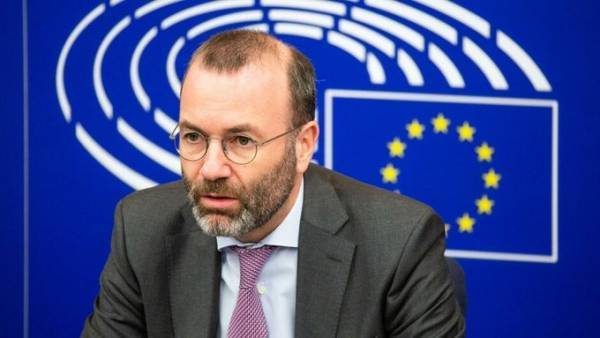 Βέμπερ: Μην ξεγελιέστε από τον Ερντογάν-Κυρώσεις στην Τουρκία