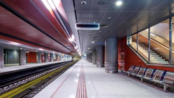 Μετρό: Εως 1:30 τη νύχτα τα δρομολόγια Παρασκευή και Σάββατο