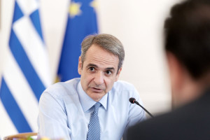 Μαξίμου: Ολοκληρώθηκε η σύσκεψη για την ακρίβεια και τη «συμφωνία κυρίων» – Έρχονται ανακοινώσεις