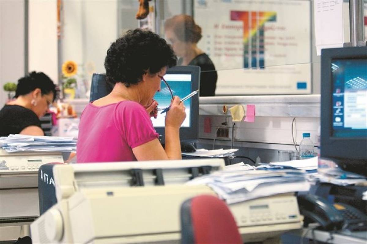 ΑΔΕΔΥ κατά Γεροβασίλη: Αποκλείει συναδέλφους από την επιλογή Γενικών Διευθυντών