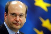 Χατζηδάκης: "Αν δεν υπάρξει ατύχημα… θα έχουμε καρποφορία των προσπαθειών του ελληνικού λαού"