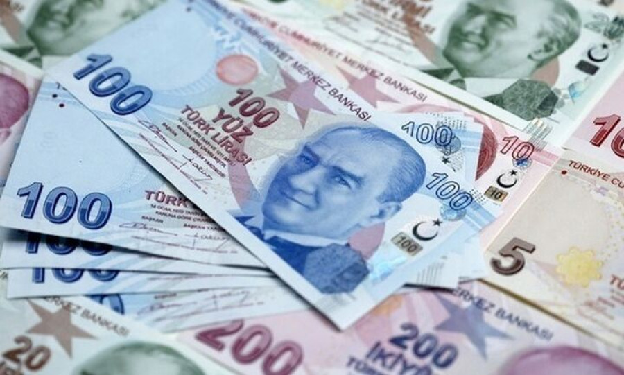 Fitch αναβαθμίζει την Τουρκία σε «θετική»: Αύξηση αποθεμάτων και συγκρατημένα επιτόκια ενισχύουν την οικονομία