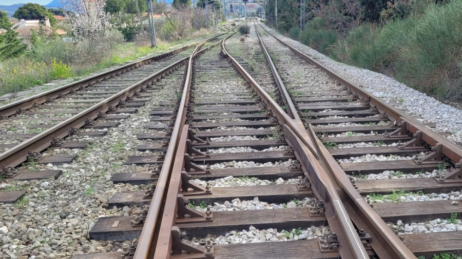Μείωση γραφειοκρατίας στους σιδηροδρόμους της ΕΕ προτείνει η Ελλάδα: Ευρεία στήριξη από κράτη-μέλη