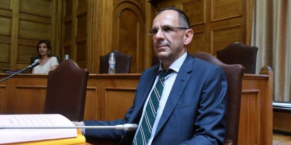 Ενημέρωση Γεραπετρίτη για το ν/σ για επιτελικό κράτος
