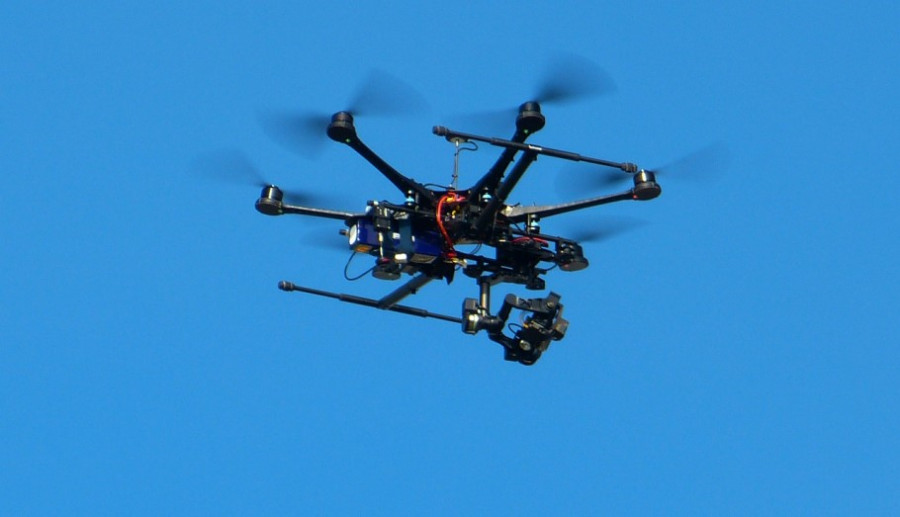 Γαλλία: Έρευνα για ύποπτα drones πάνω από βάση των υπηρεσιών πληροφοριών του στρατού