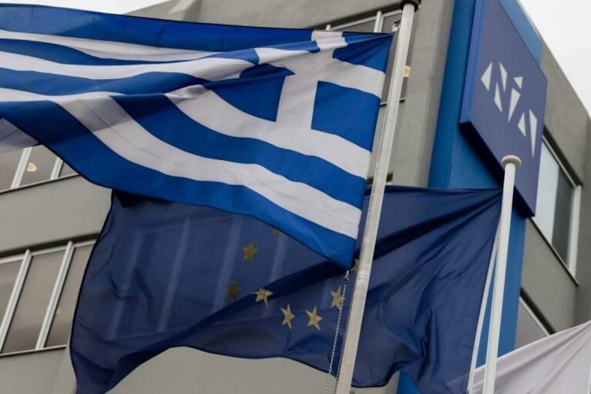 Κυβερνητικές πηγές απαντούν στον ΣΥΡΙΖΑ για το προσφυγικό