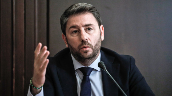 Ανδρουλάκης: Προτάσεις για ένα νέο ΕΣΥ- Τι απαντά ο Πλεύρης