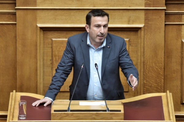 Παραστατίδης: Η στεγαστική κρίση των εκπαιδευτικών υπονομεύει τη στελέχωση του δημόσιου σχολείου