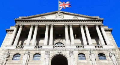 ΒοΕ: Προειδοποιεί τις τράπεζες να ετοιμαστούν για «οικονομική καταιγίδα»
