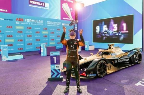 Ξεκίνησε το πρωτάθλημα στην ηλεκτροκίνητη Formula1, νίκη για την DS!