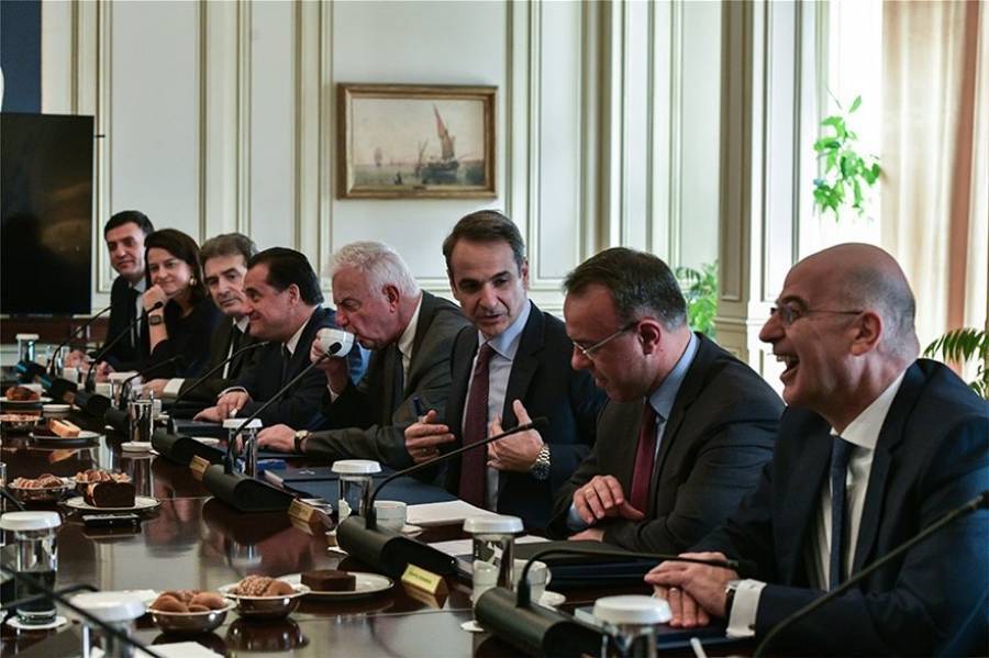 Συγχαρητήρια μοίρασε ο Μητσοτάκης, μετά από το… ξενύχτι στα αεροπλάνα