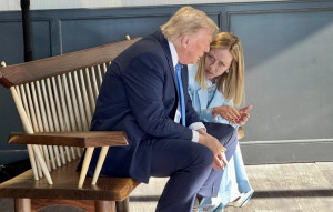 G7: Συνάντηση Μελόνι-Τραμπ για διμερείς σχέσεις και Μεσανατολικό