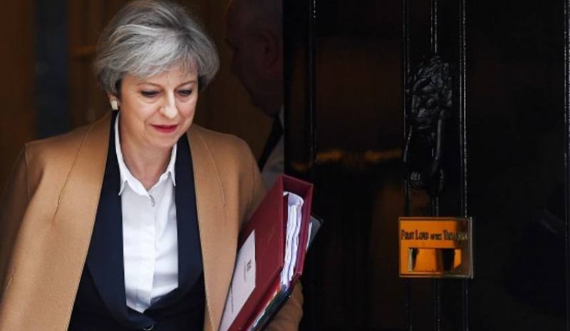 Brexit: Δεν θα εγγραφεί η ημερομηνία αποχώρησης σε νόμο