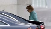 DW: Το ελληνικό "όχι" συνιστά ήττα και για τη Μέρκελ