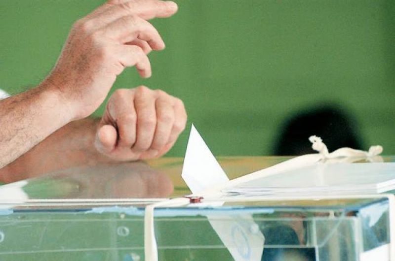 Αναζητείται φόρμουλα για κυβέρνηση συνεργασίας