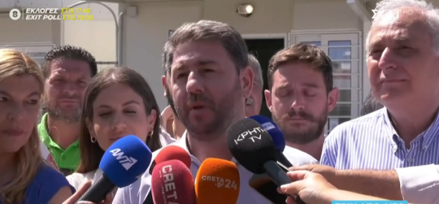 Ανδρουλάκης: Καλώ κάθε προοδευτικό πολίτη να στηρίξει το ΠΑΣΟΚ