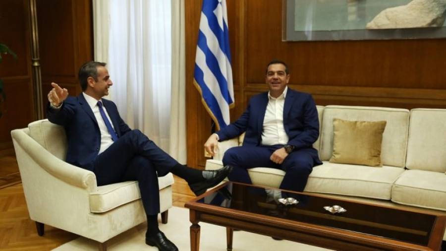 Διαφαινόμενο αδιέξοδο στις επαφές Μητσοτάκη-Τσίπρα για την ψήφο των αποδήμων