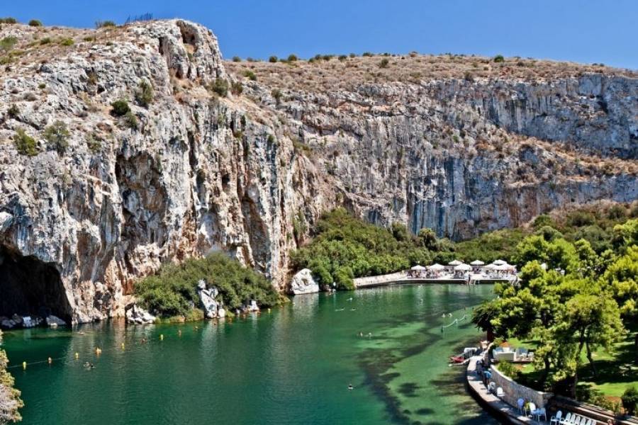 Διήμερο «λουκέτο» στη Λίμνη Βουλιαγμένης λόγω κρούσματος κορονοϊού