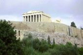 Κρίση, σπέκουλα, καταστροφή και στο βάθος… στήριξη