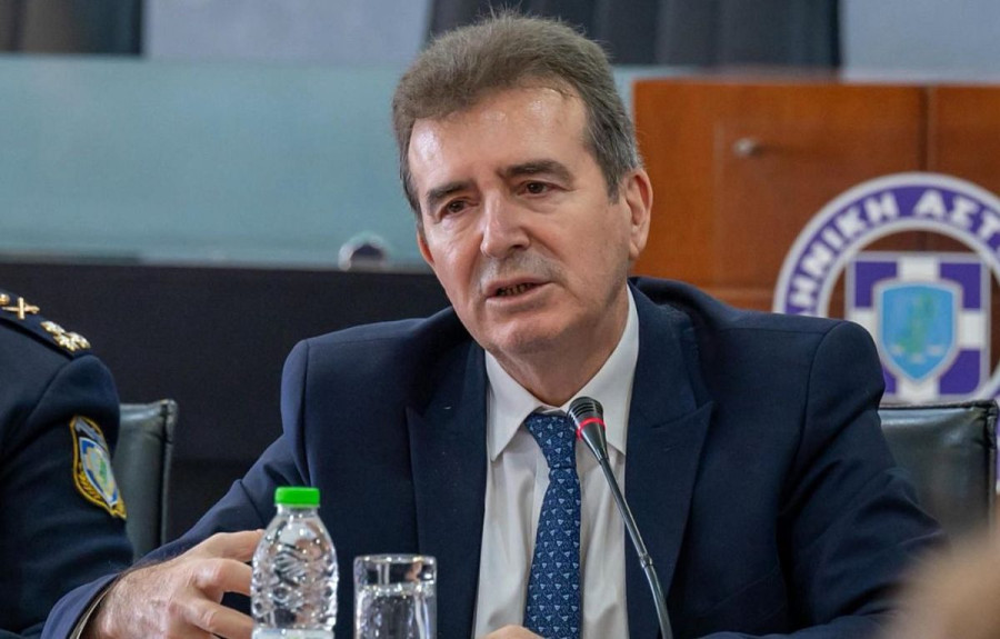 Χρυσοχοΐδης-ΔΑΟΕ: Εξαρθρώθηκαν 60 εγκληματικές οργανώσεις-920 συλλήψεις σε 7 μήνες