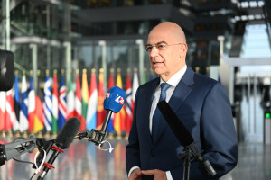 Δένδιας: Το ΝΑΤΟ να πάρει ξεκάθαρη θέση για τη Χαμάς