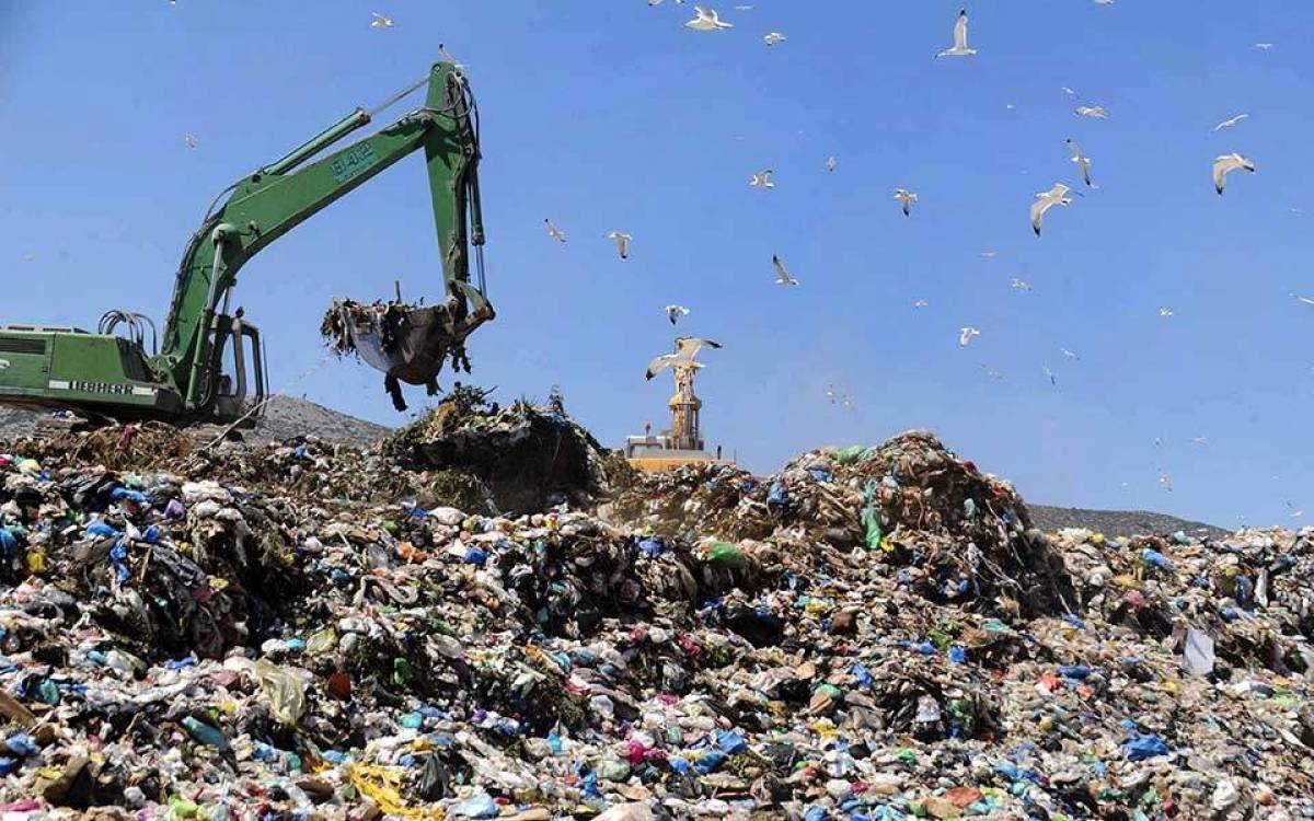 Έως την Πέμπτη θα πνίγεται η Αθήνα στα σκουπίδια
