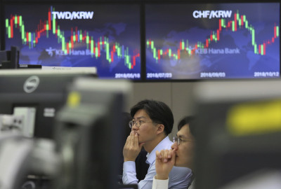 Τα ασιατικά χρηματιστήρια ακολούθησαν τη Wall Street