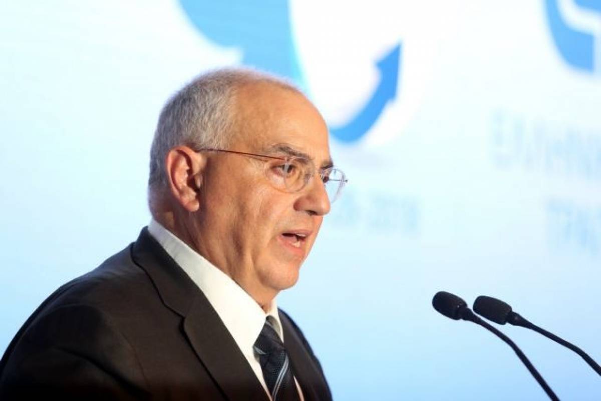Καραμούζης: Η Ελλάδα δεν αντέχει να φορτωθεί με νέα δάνεια