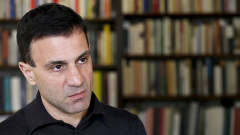 Λαπαβίτσας: Ανακοίνωσε την ίδρυση νέου φορέα-Τι είπε για Βαρουφάκη