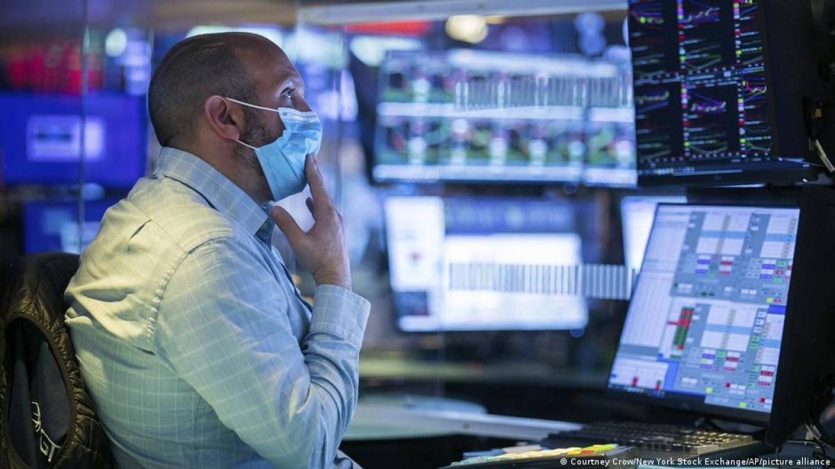 Οι πέντε λέξεις που «στιγμάτισαν» τις παγκόσμιες αγορές το 2021