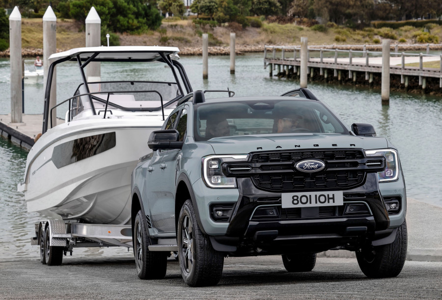 Ford Ranger: Η δύναμη της επιλογής – Ντίζελ ή PHEV;