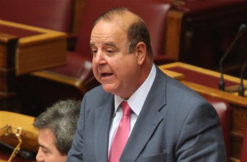 Πιο χαμηλά στην ανυποληψία με νέες… «αποκαλύψεις» Χαϊκάλη