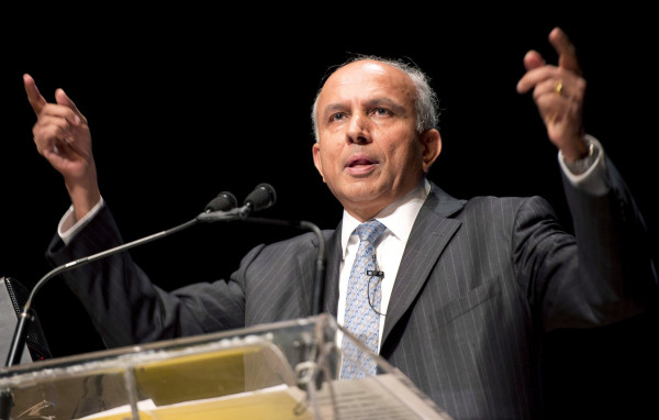Placement του 2,2% της Eurobank από τον Prem Watsa