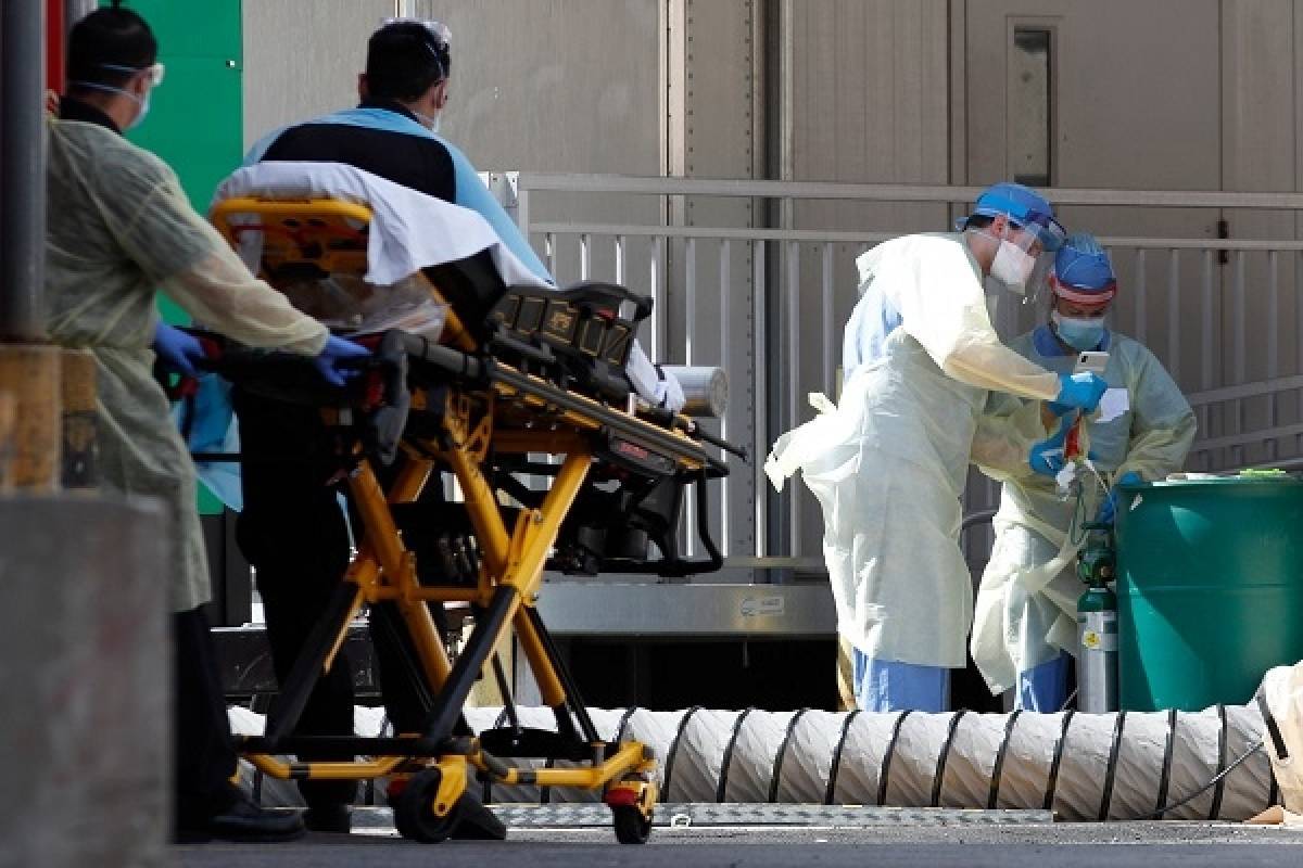 ΗΠΑ: 38.000 κρούσματα και 1.210 θάνατοι σε 24 ώρες