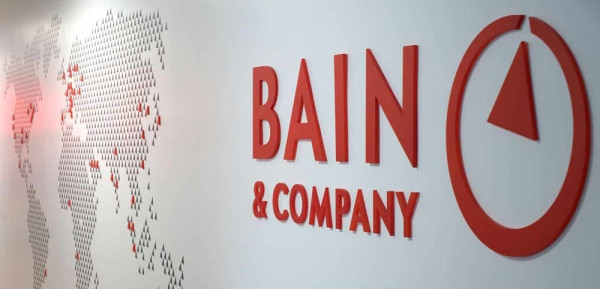 Bain: Επανεκκίνηση στον κλάδο του Private Equity, παρά τις προκλήσεις