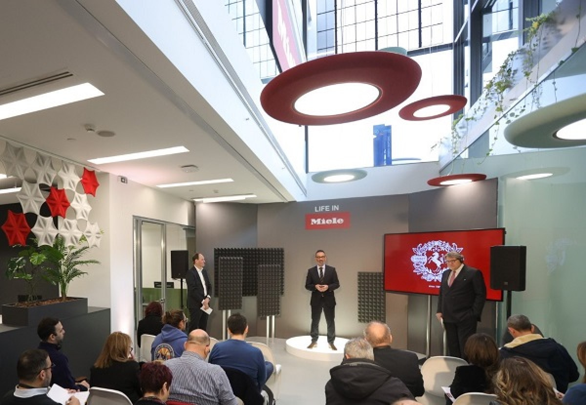 Η Miele Hellas εγκαινιάζει μια νέα περίοδο εξωστρέφειας
