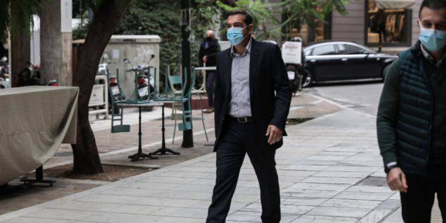 Στον ΣΥΡΙΖΑ το 'ριξαν στην «πανδημική» αντιπολίτευση