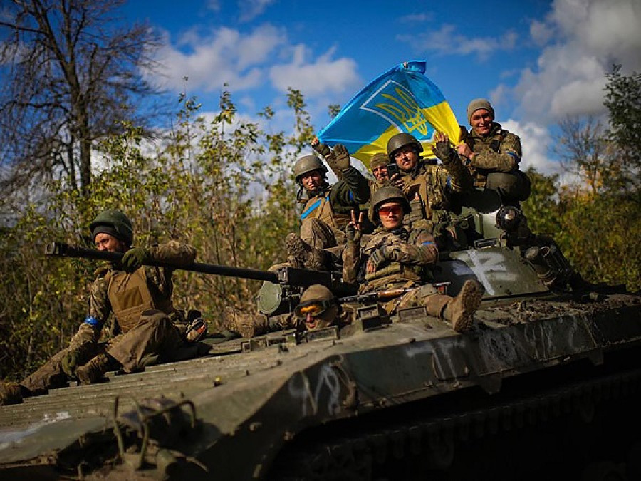 Μέτρα σταθεροποίησης λαμβάνει ο ουκρανικός στρατός στη Χερσώνα