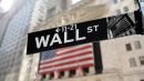 «Πλώρη» για νέα ρεκόρ βάζει η Wall Street