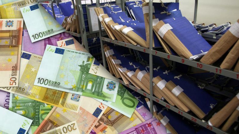 Τειρεσίας ΑΕ: Θύελλα αντιδράσεων για το "πωλητήριο" της μαύρης λίστας