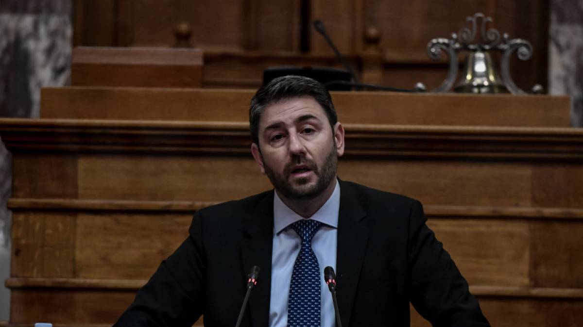 Ανδρουλάκης: Ο λαός πληρώνει την ατολμία και αργοπορία Μητσοτάκη