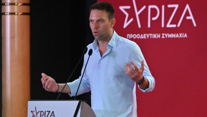 Κασσελάκης για Βορίδη: Υπό παρακολούθηση, ο ακροδεξιός λύκος γίνεται αρνάκι