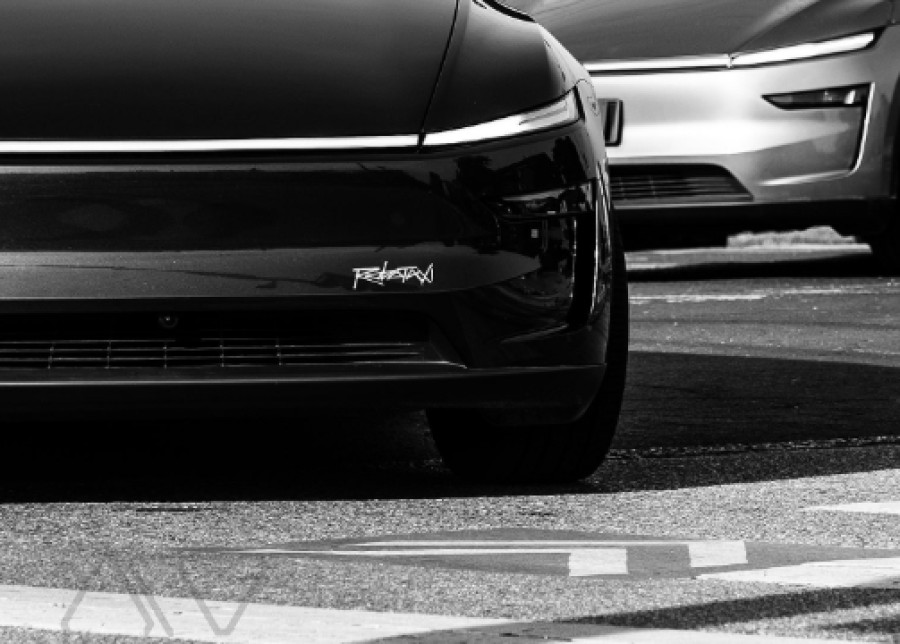 Tesla: Ξεκινούν οι δοκιμές των ρομποταξί στο Όστιν