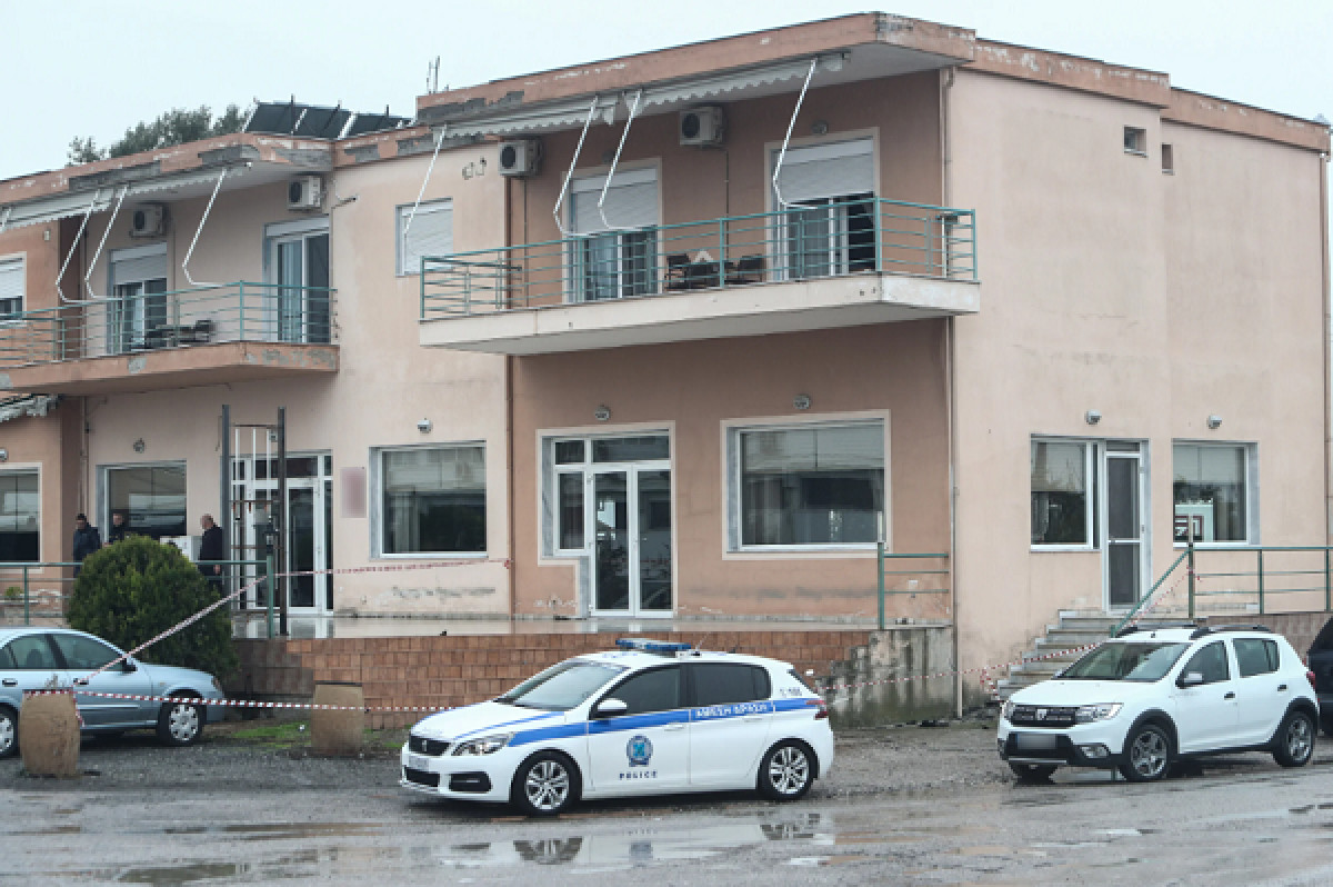 Σε διαθεσιμότητα ο αστυνομικός που πυροβόλησε τον 16χρονο- Διατάχθηκε ΕΔΕ