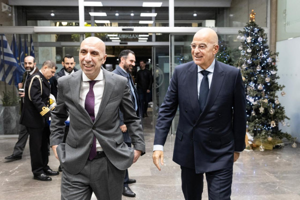 Μπρατάκος: Η άμυνα χρειάζεται νέο παραγωγικό μοντέλο με ισχυρή εθνική συμμετοχή