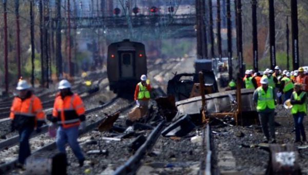 ΗΠΑ: Εκτροχιασμός τραίνου με δύο νεκρούς και 35 τραυματίες